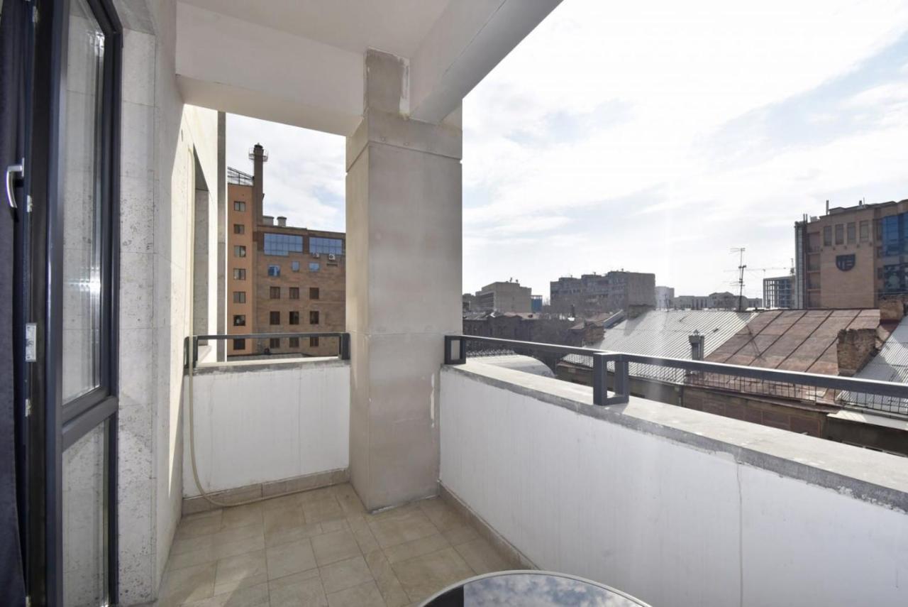 Rent Inn Yerevan On Koghbaci Street Экстерьер фото